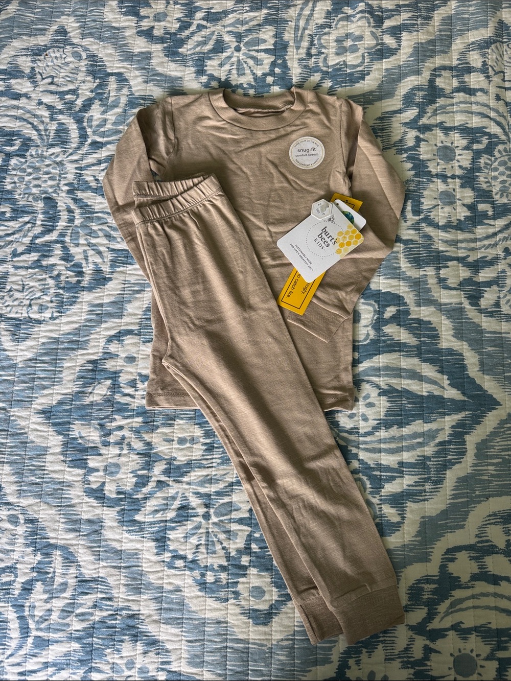 NEW Burt’s Bees Kids Long Sleeve Pajama Set - Beige 3T